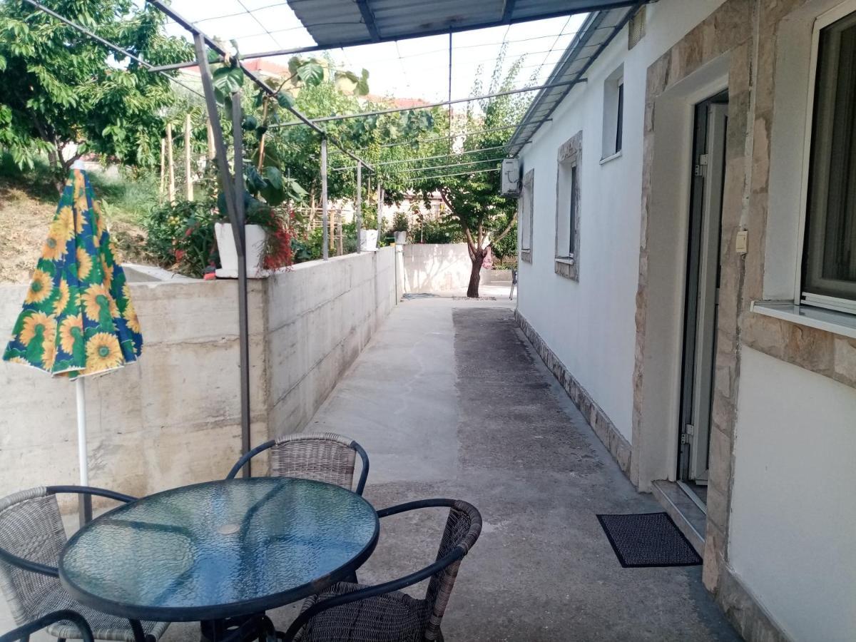 Apartmani Bosco Tivat Exterior foto