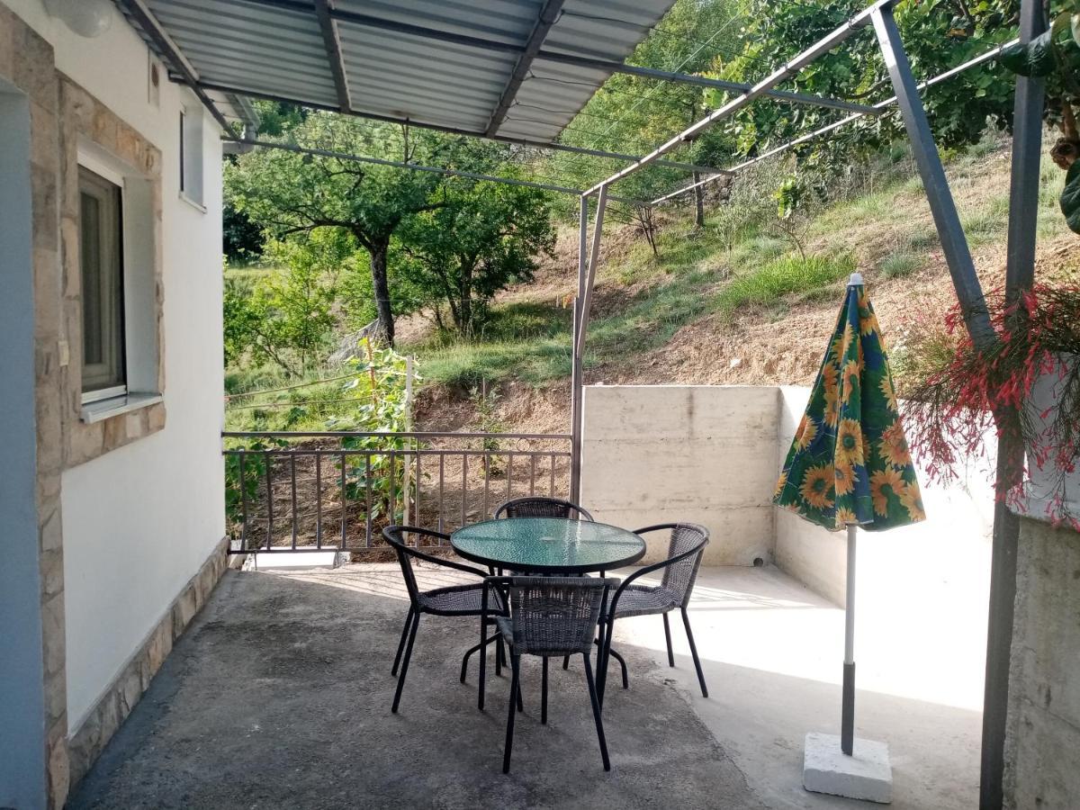 Apartmani Bosco Tivat Exterior foto