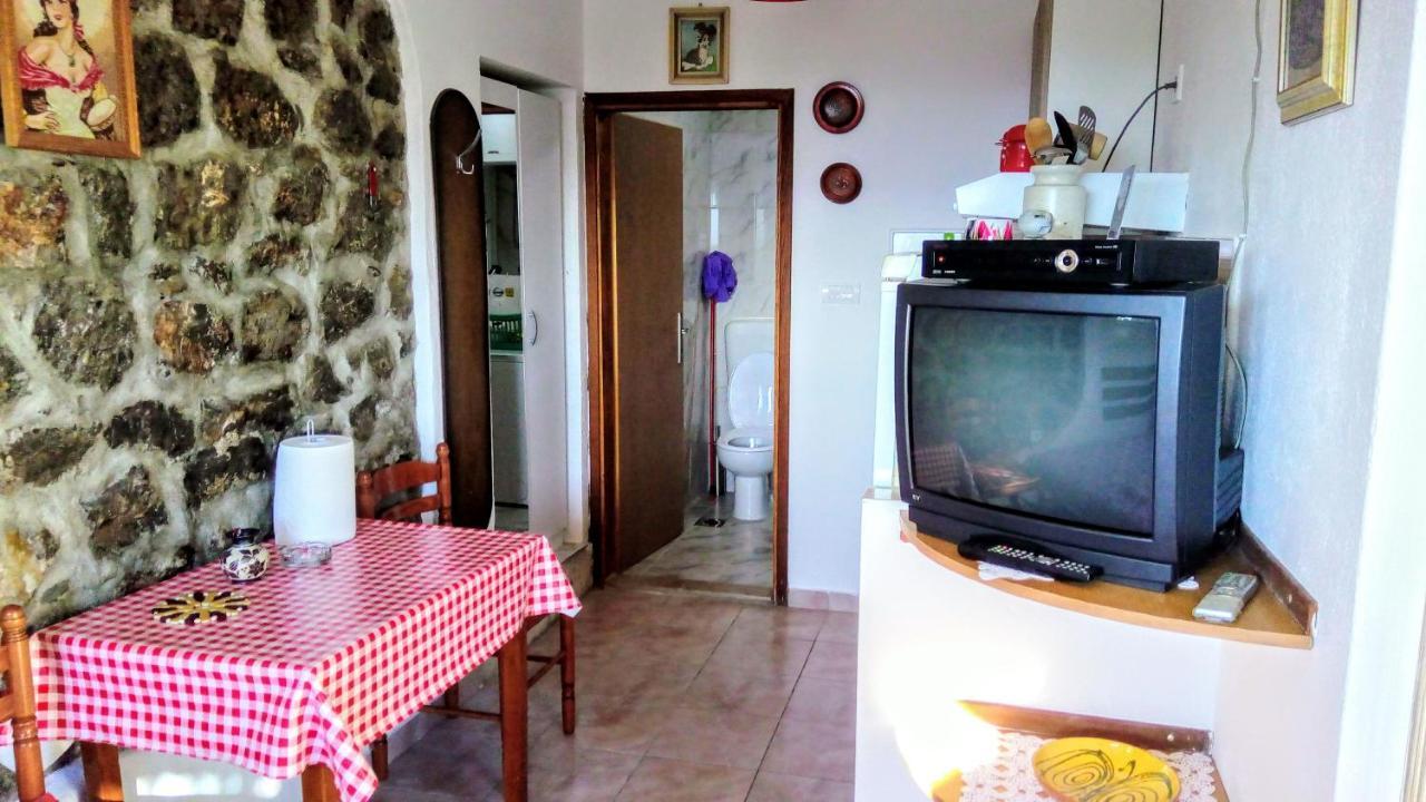 Apartmani Bosco Tivat Exterior foto